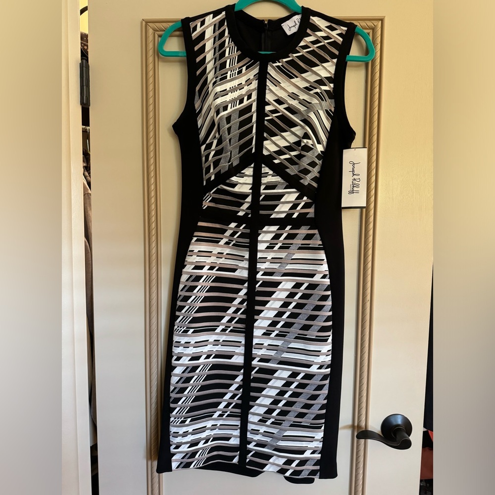 Joseph Robkoff size 10 black and white dress new with tags